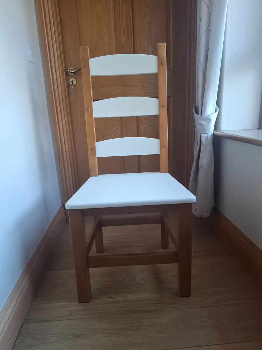 6 Cream & Wood  Kitchen chairs - Image 1