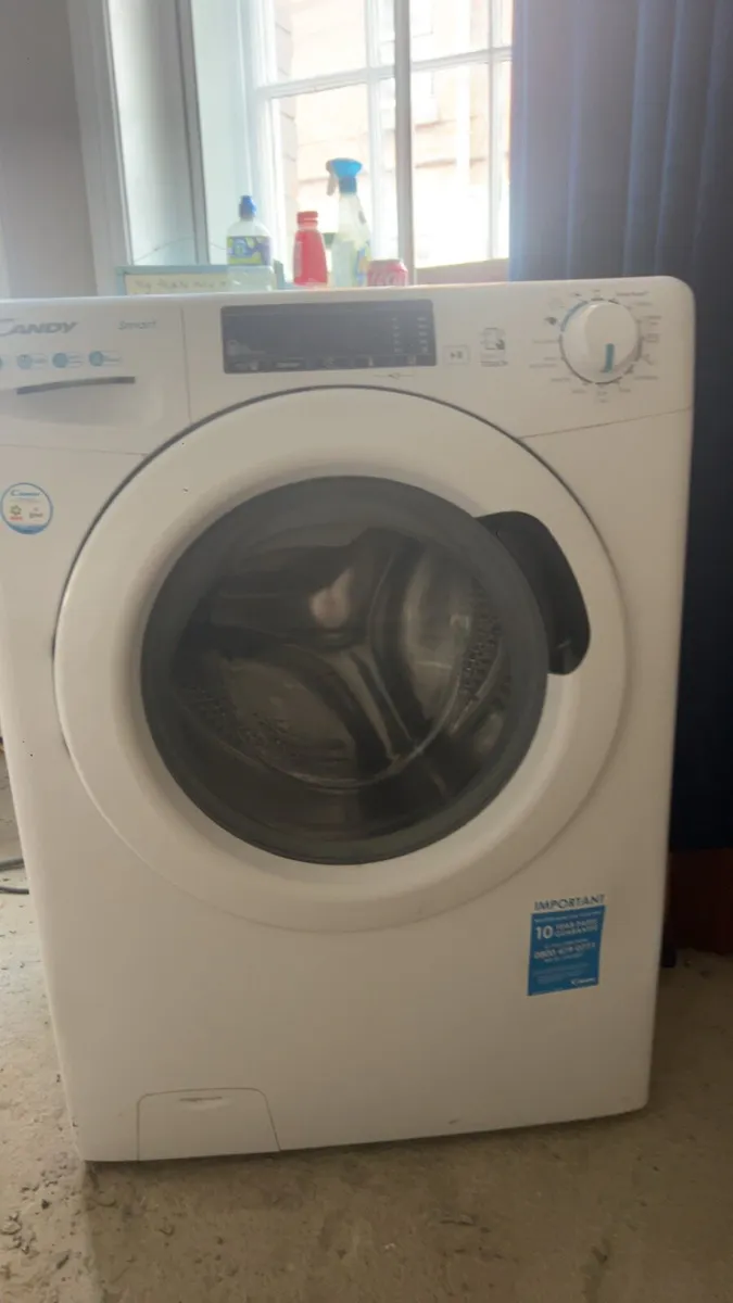 Washing machine - Image 1