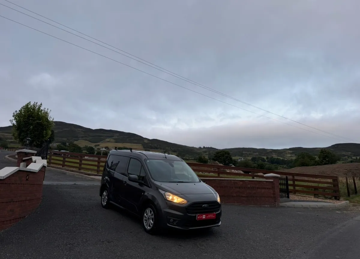 2021 Ford transit Connect - Image 2