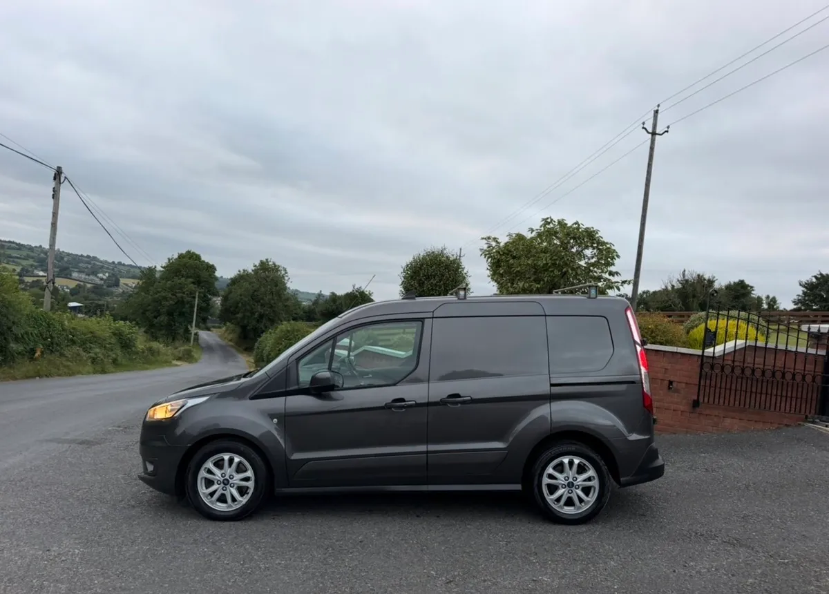 2021 Ford transit Connect - Image 3