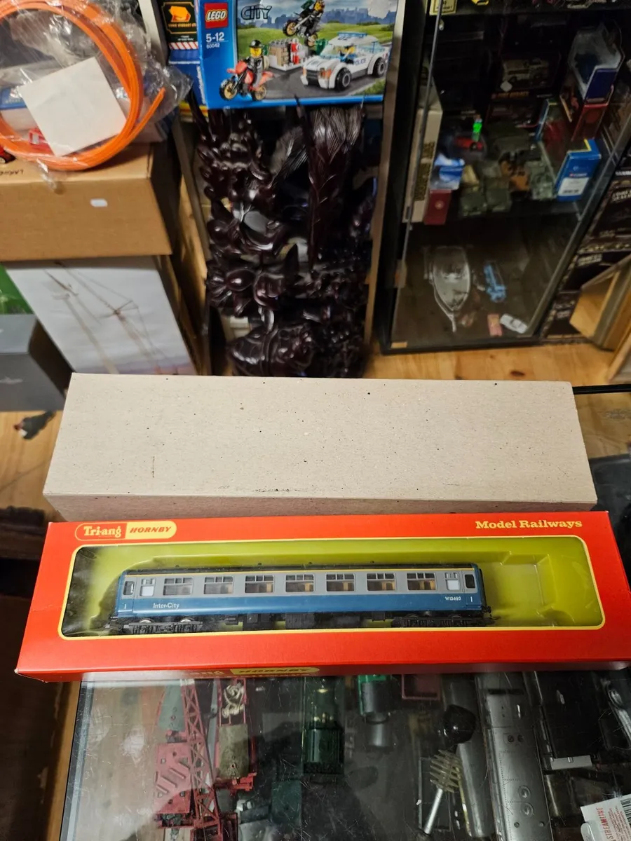 Hornby Lima HO Scale Carraige