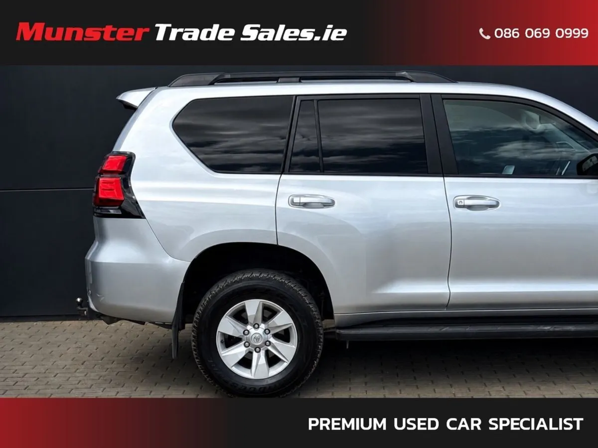 Toyota Land Cruiser TX Commercial 2.8 D-4D Automat - Image 2