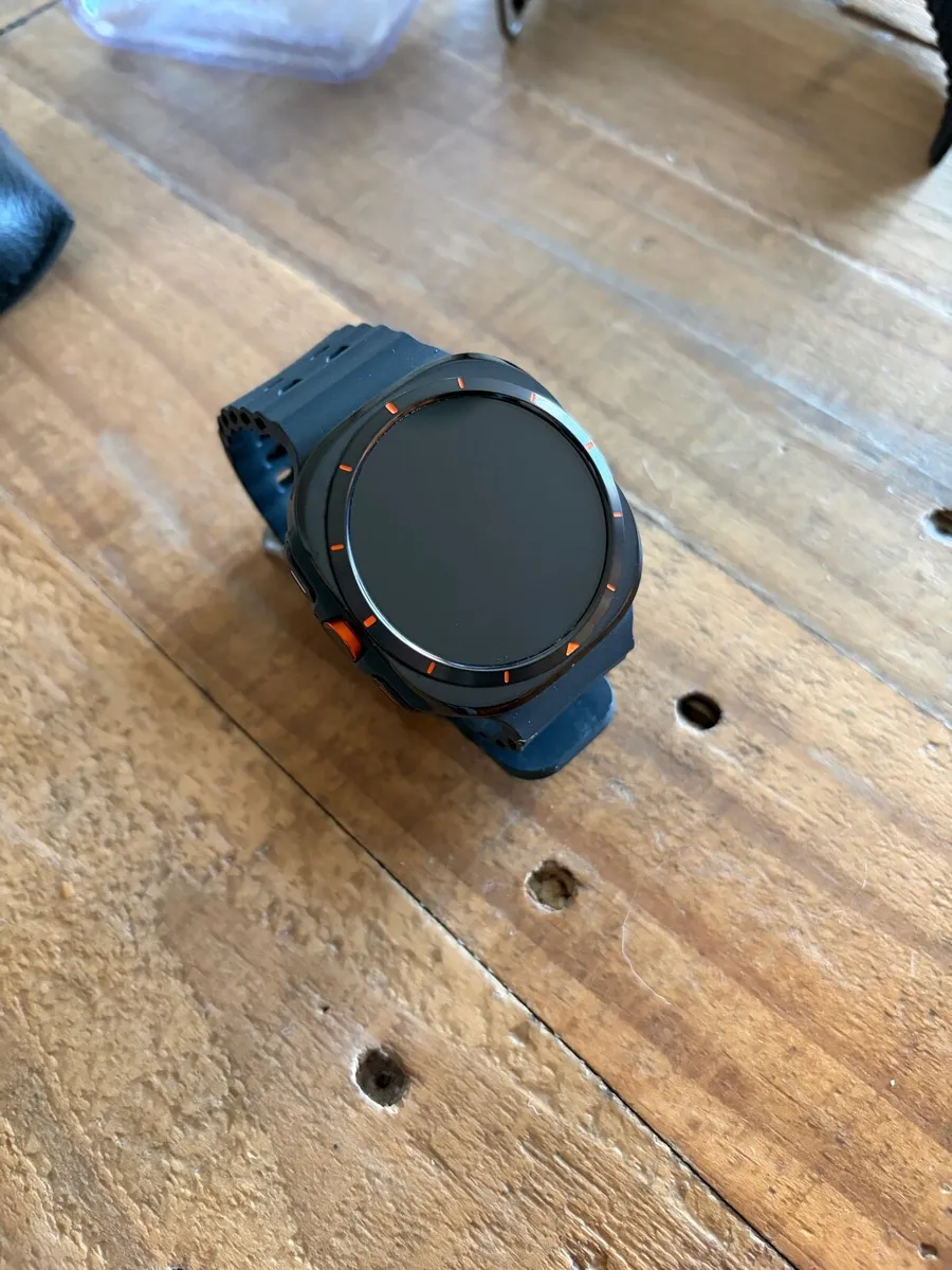 Galaxy Watch Ultra 47mm LTE Titanium Grey - Image 2