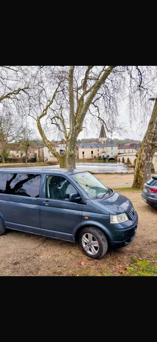 VW T5 CAMPER VAN - Image 1