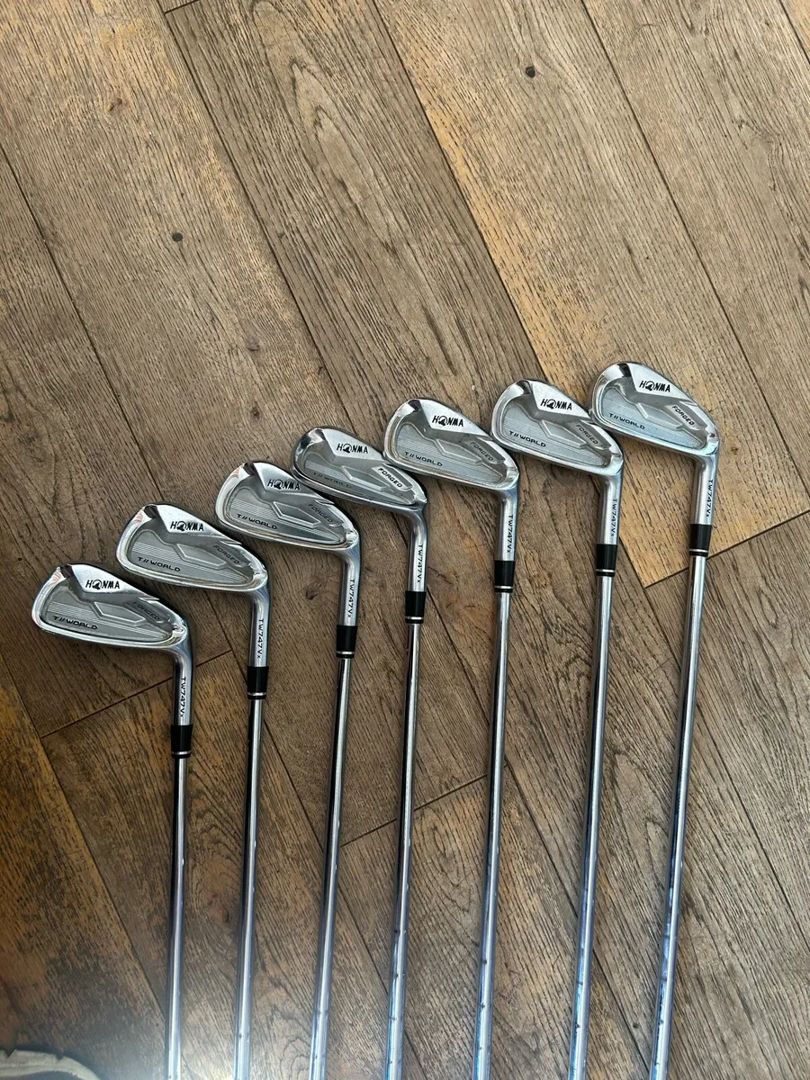 Honma Tour World TW747Vx Forged Irons 5-11 R Flex - Image 1