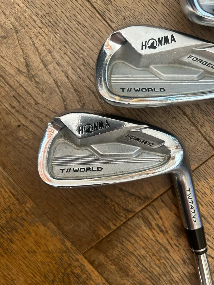 Honma Tour World TW747Vx Forged Irons 5-11 R Flex - Image 2