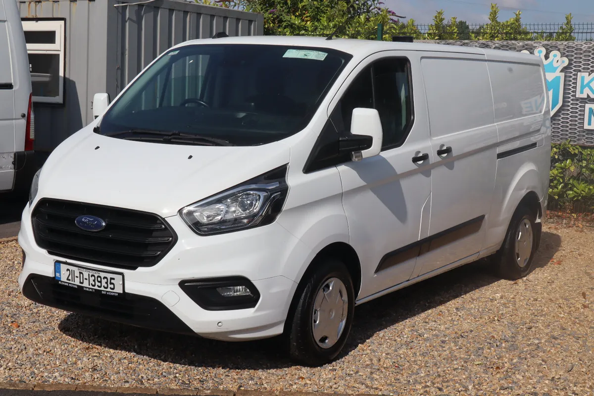 Ford Transit 2021 LWB AC TREND - Image 3