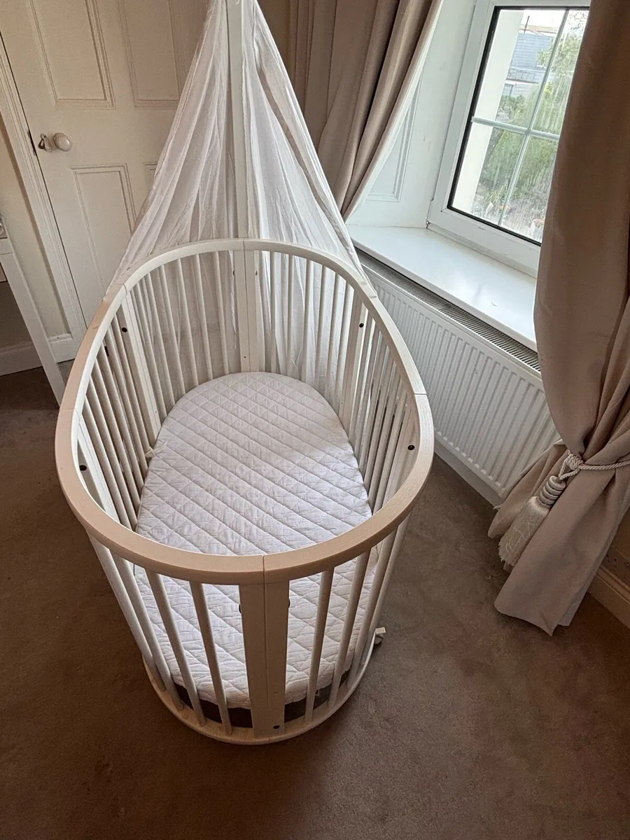 Stokke Sleepi Bed - Image 3