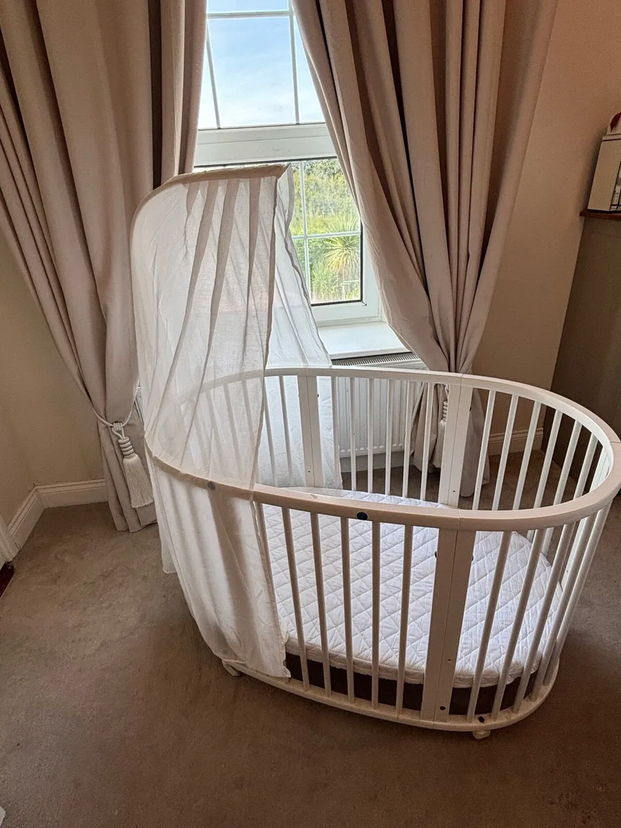 Stokke Sleepi Bed - Image 1