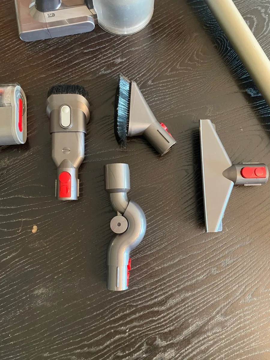 Dyson V8 Animal Extra – Spares/Repair - Image 3