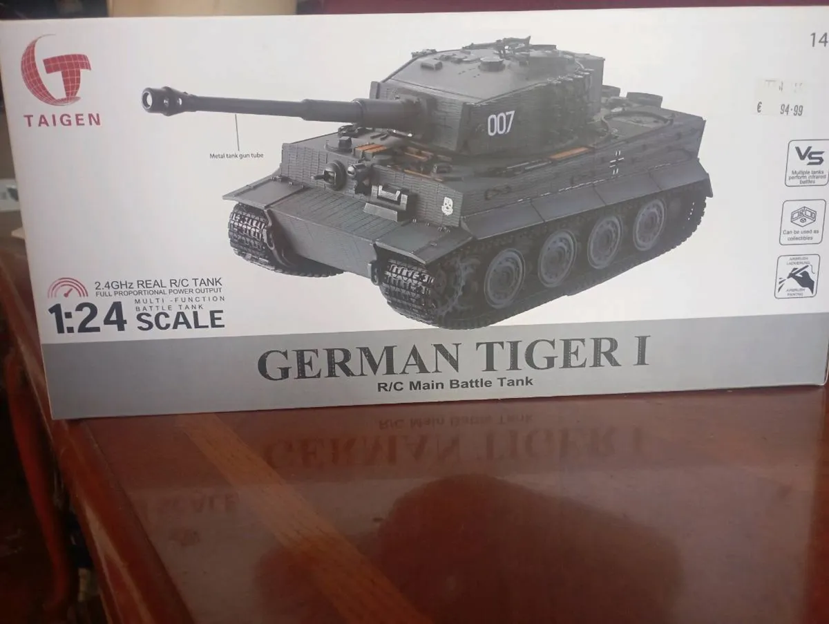 GERMAM  TIGER 1 R/ C MAIN BATTLE TANK.1-24 SCALE. - Image 2