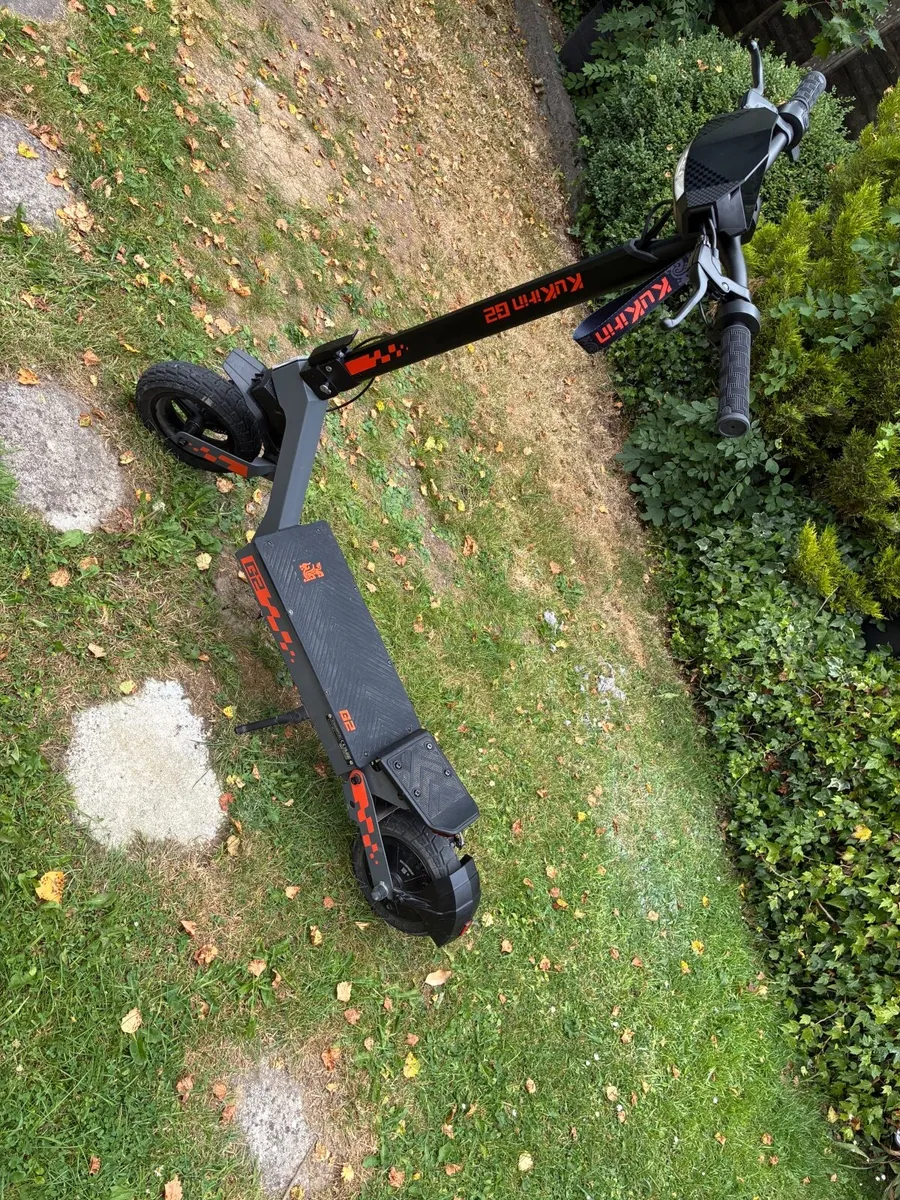 KuKirin G2 Electric Scooter - Image 2