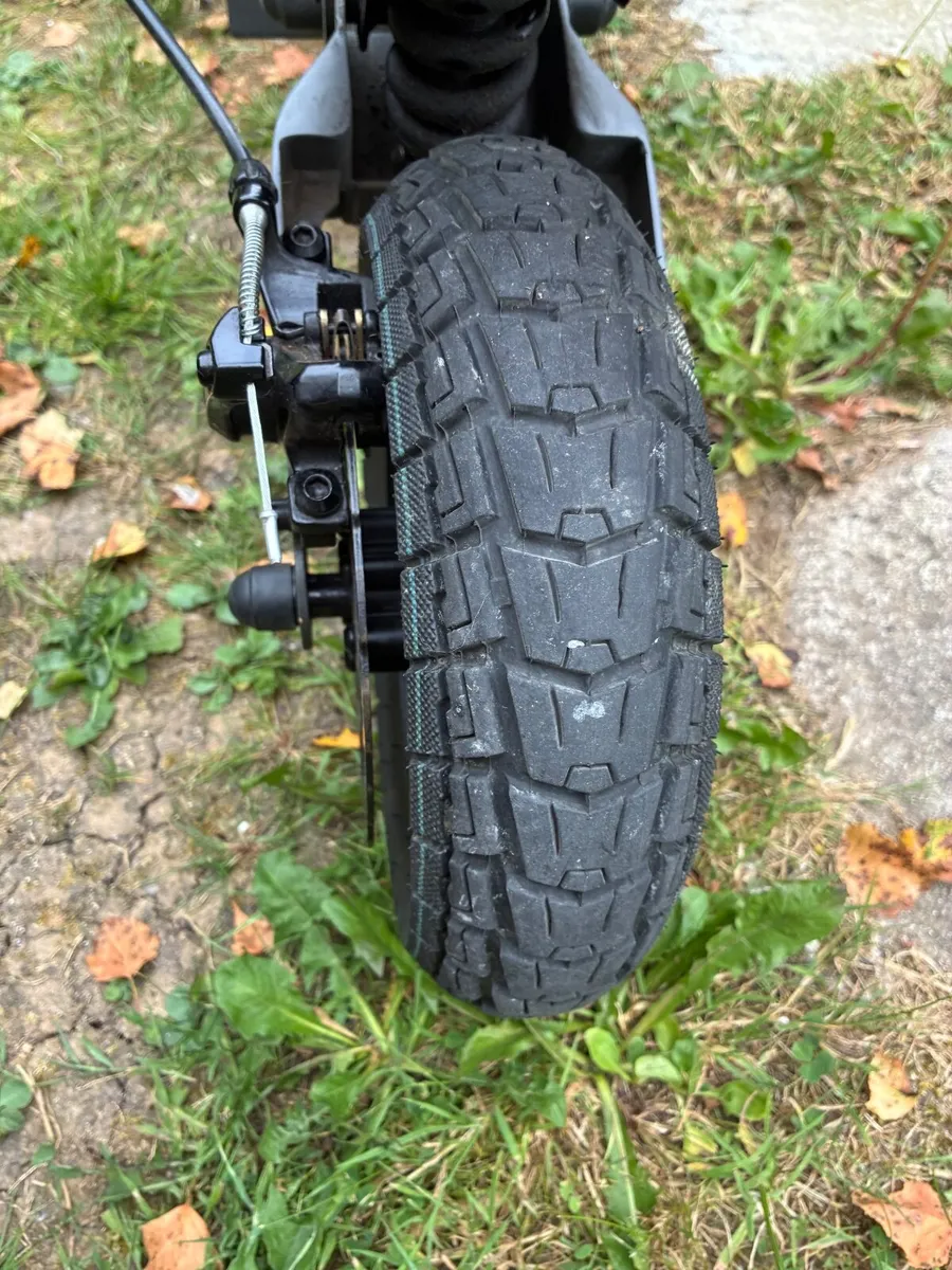 KuKirin G2 Electric Scooter - Image 4