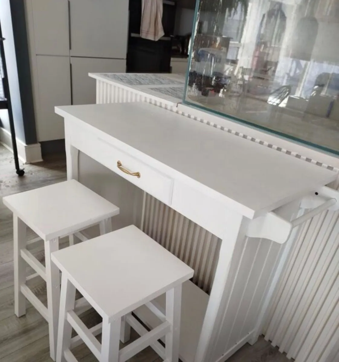Breakfast Bar/ High Table - Image 2