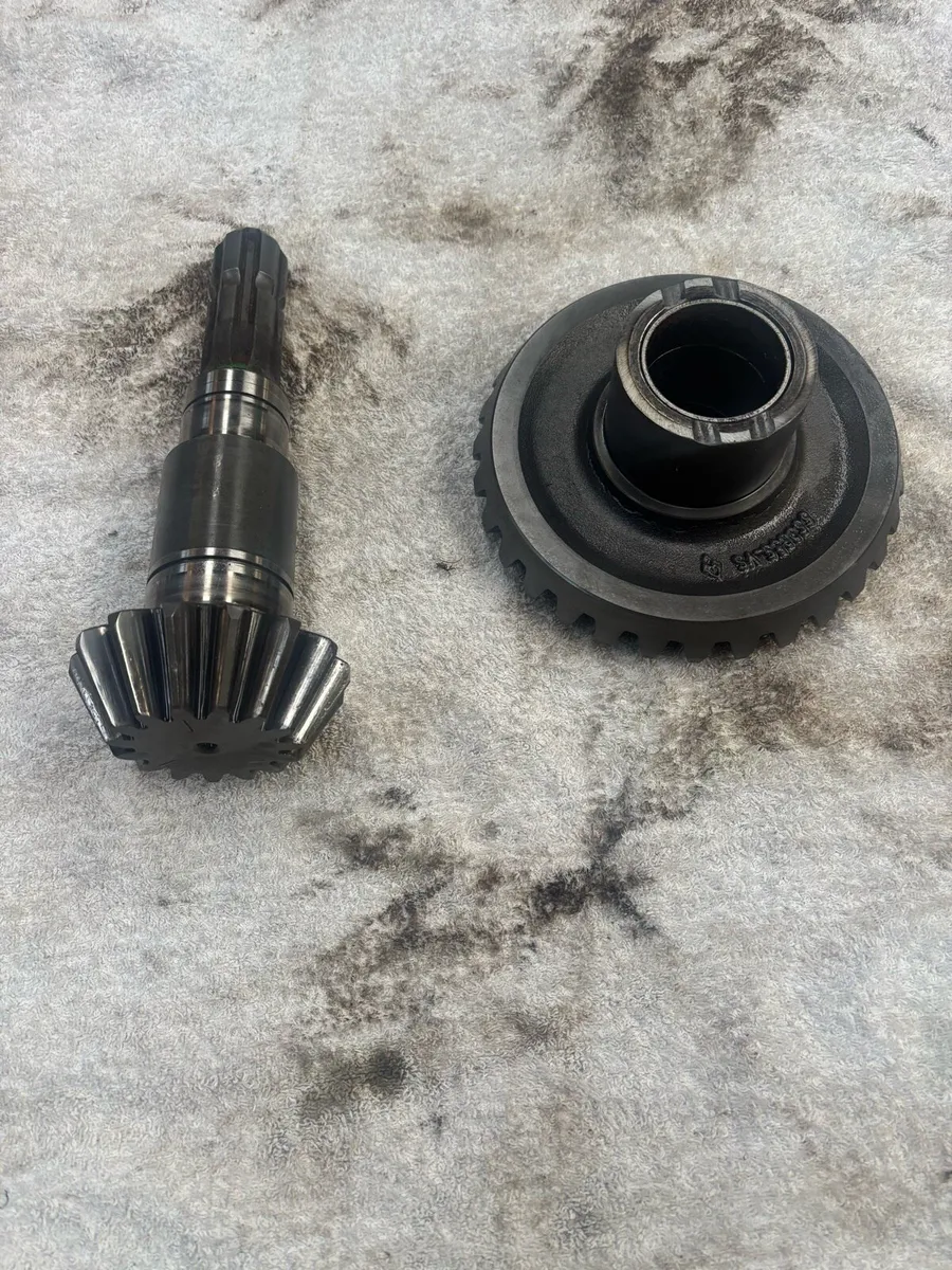 John Deere 578 gearbox - Image 2