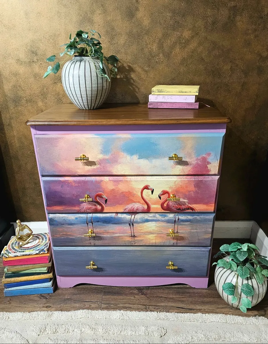 Chest of drawers - Image 2