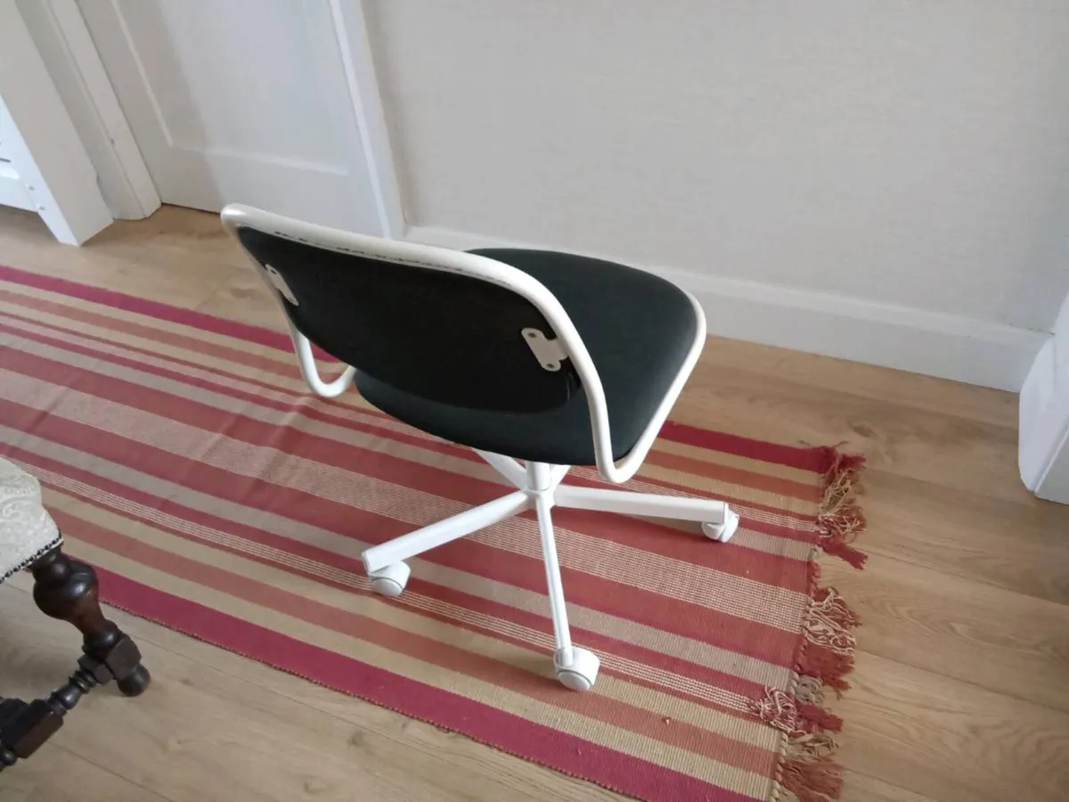 Office Chair - Image 3