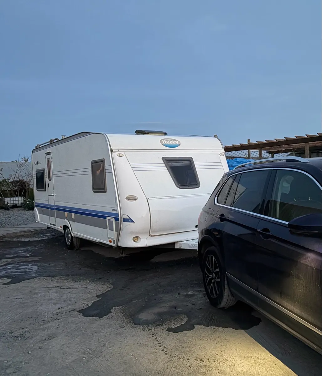 Lovely Hobby Prestige 4-berth - Image 1