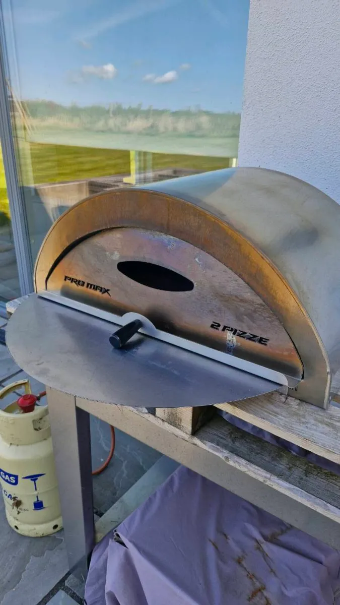 Outdoor Pizza Oven - Image 2