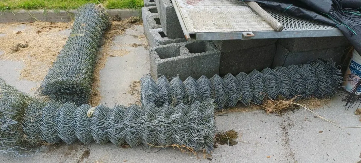 Fence wire - Image 1