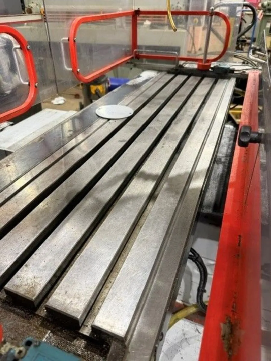 XYZ SMX 3500 CNC TURRET MILL - Image 4
