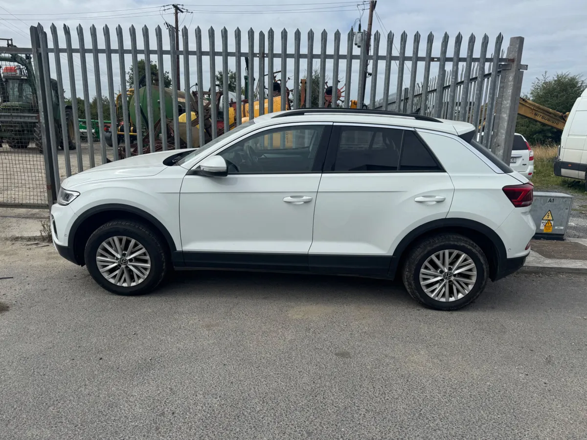 2023 Volkswagen T-Roc 1.0TSI BREAKING / PARTS - Image 2