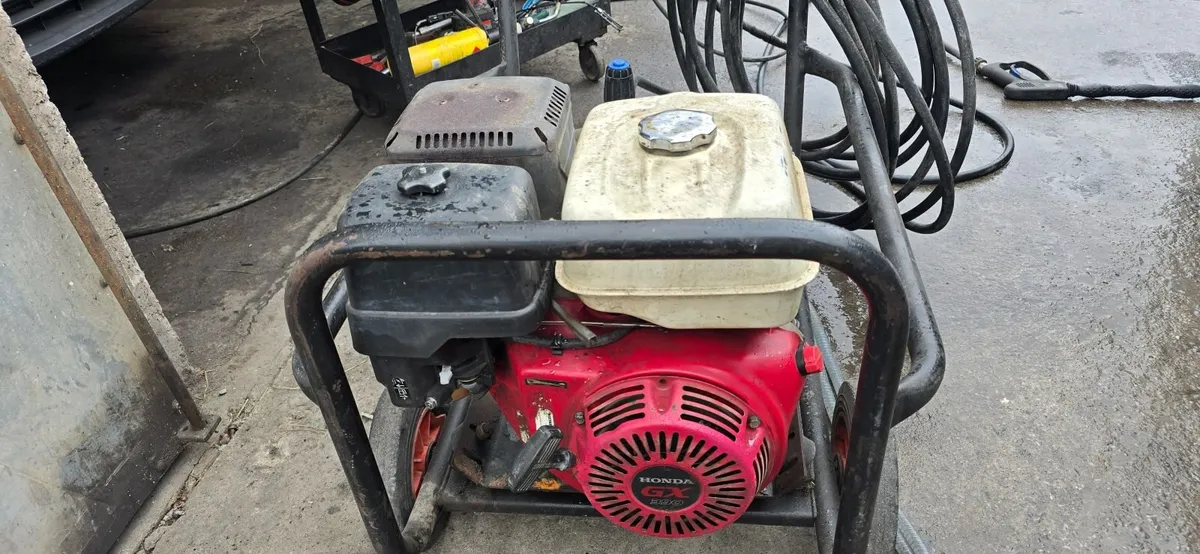 Power Washer 13HP Honda GX390 petrol engine - Image 1