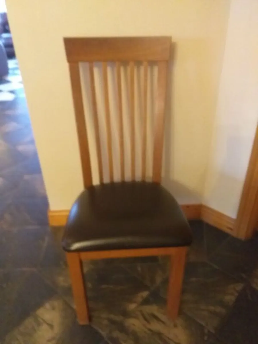 Dining Table & 10 chairs - Image 4