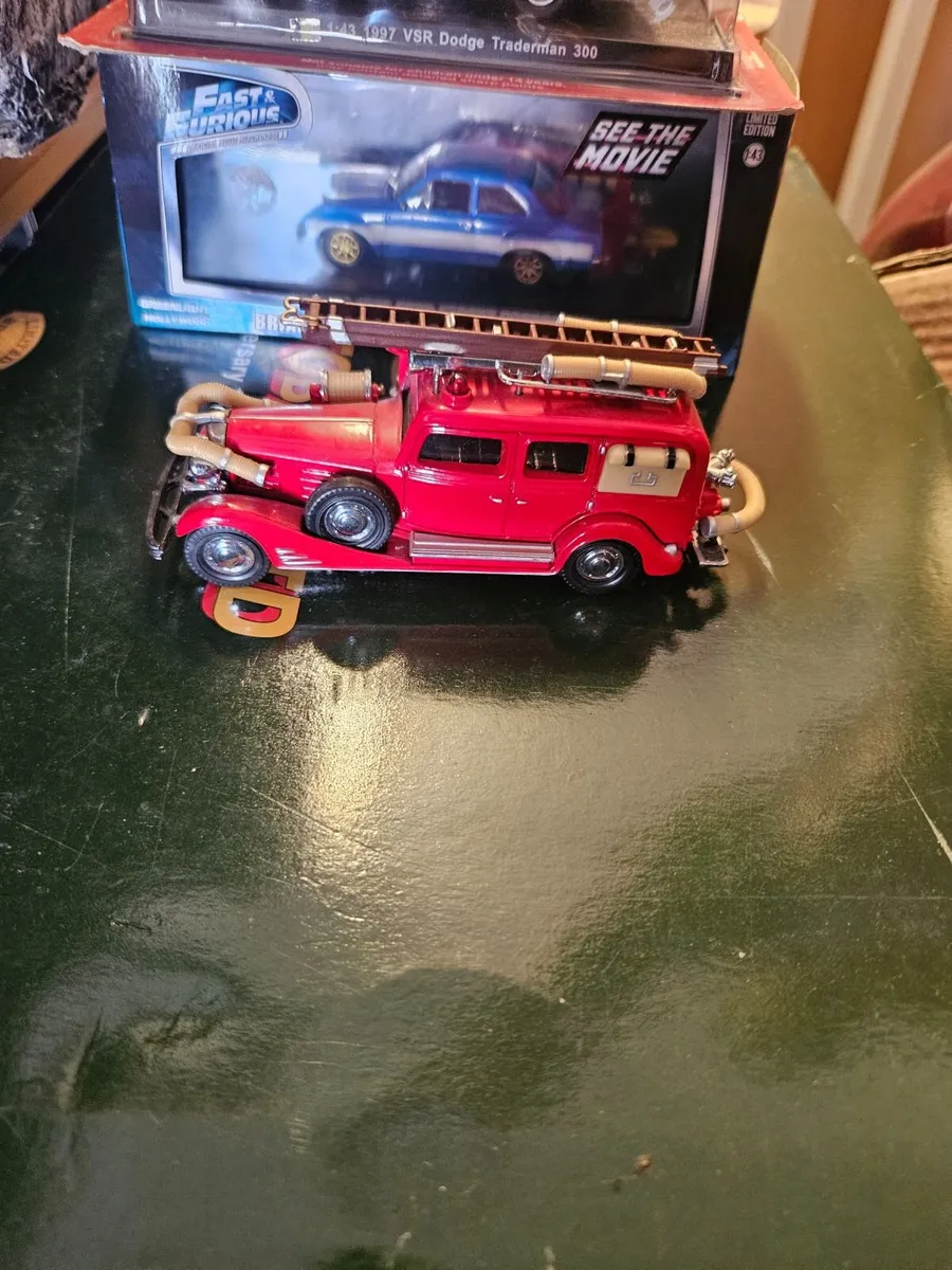 Matchbox Yesteryear Fire Engine - Image 2