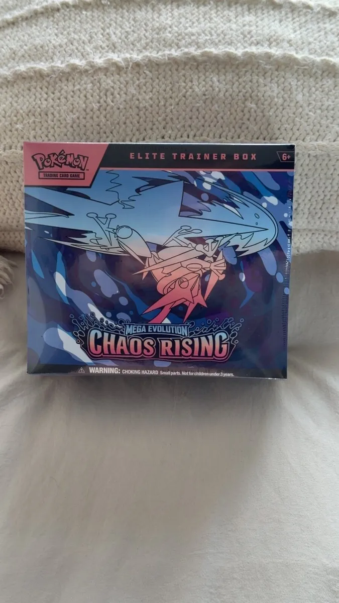 Mega evolution Chaos rising elite trainer box - Image 1