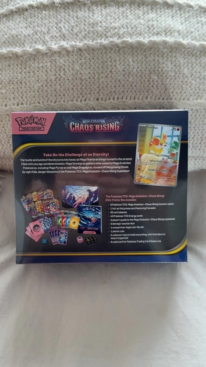 Mega evolution Chaos rising elite trainer box - Image 2