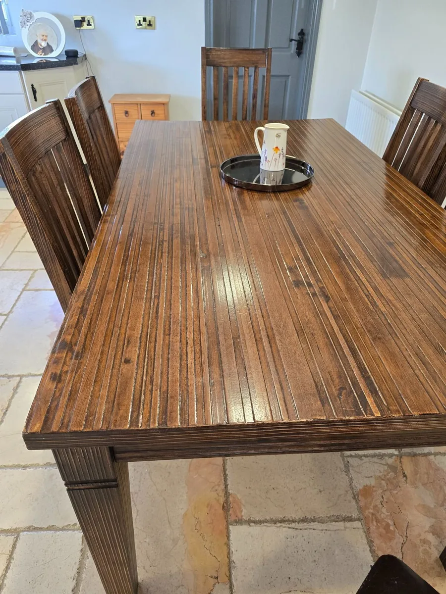 Dining Table & chairs - Image 2