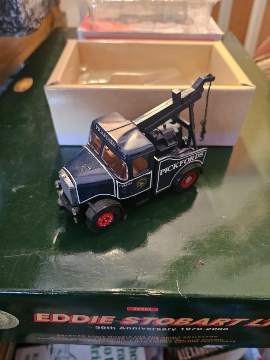 Corgi Scammel Pickfords Tow Truck Wrecker - Image 4