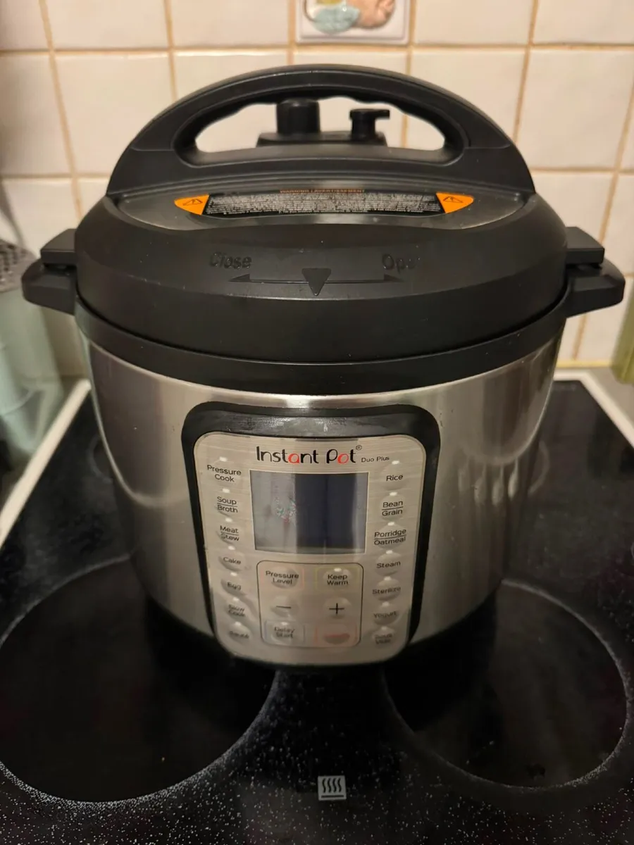 Instant Pot for sale - Image 1