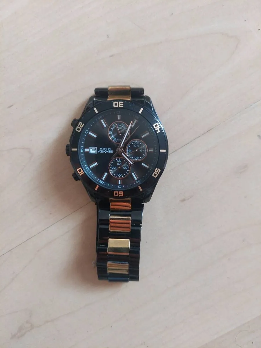 wristwatch