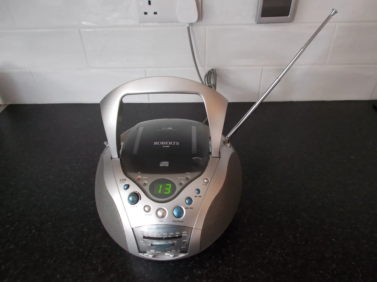'Roberts' Radio & CD Player - Image 1
