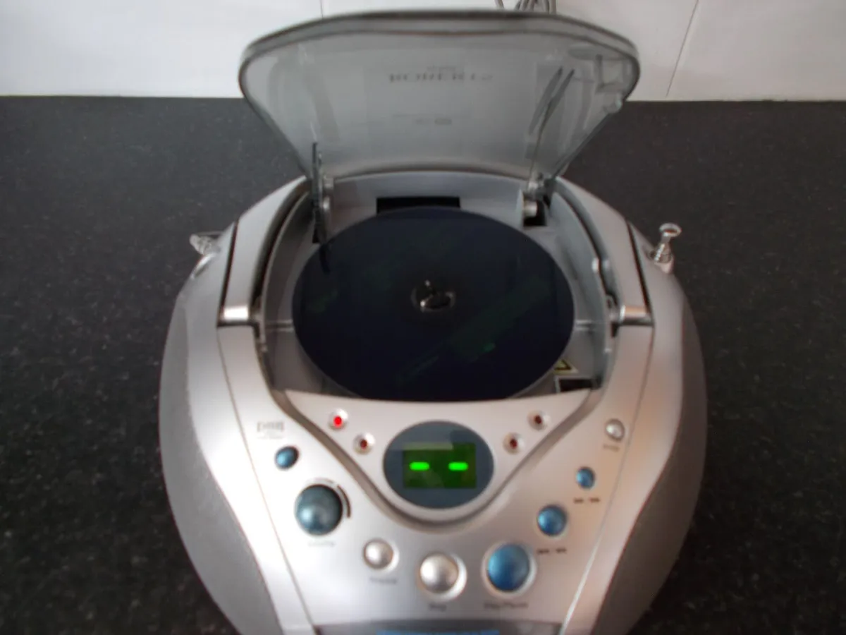 'Roberts' Radio & CD Player - Image 4