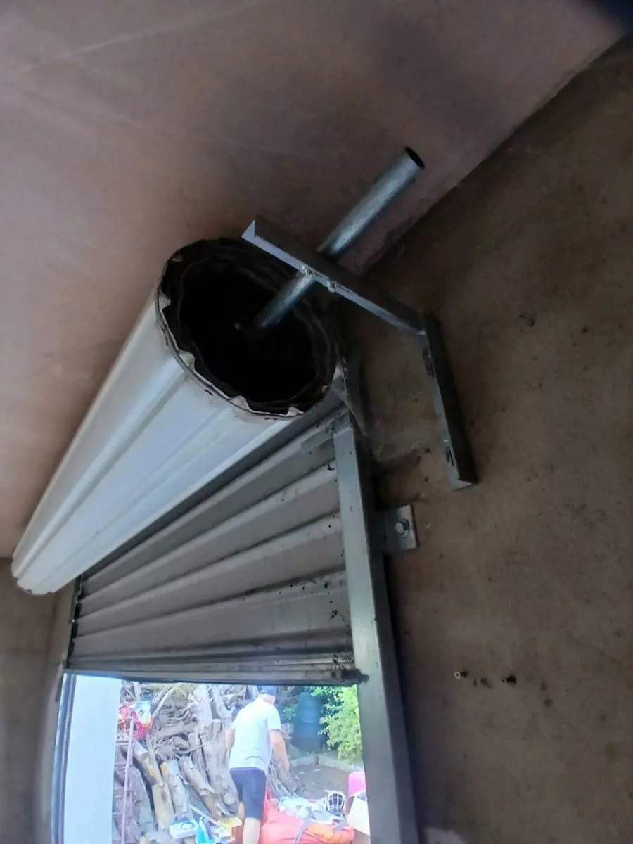 Garage door - Image 4