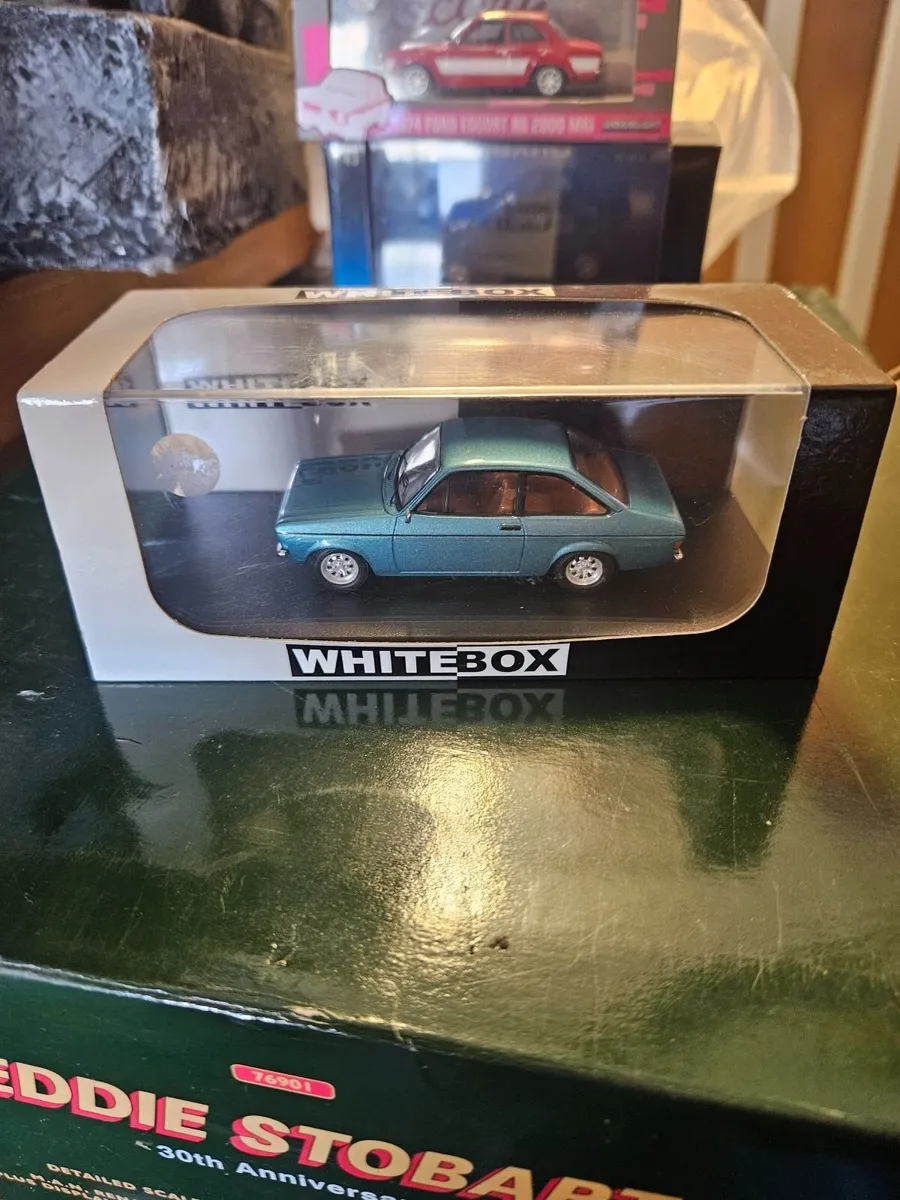 Corgi Whitebox Ford Escort - Image 1