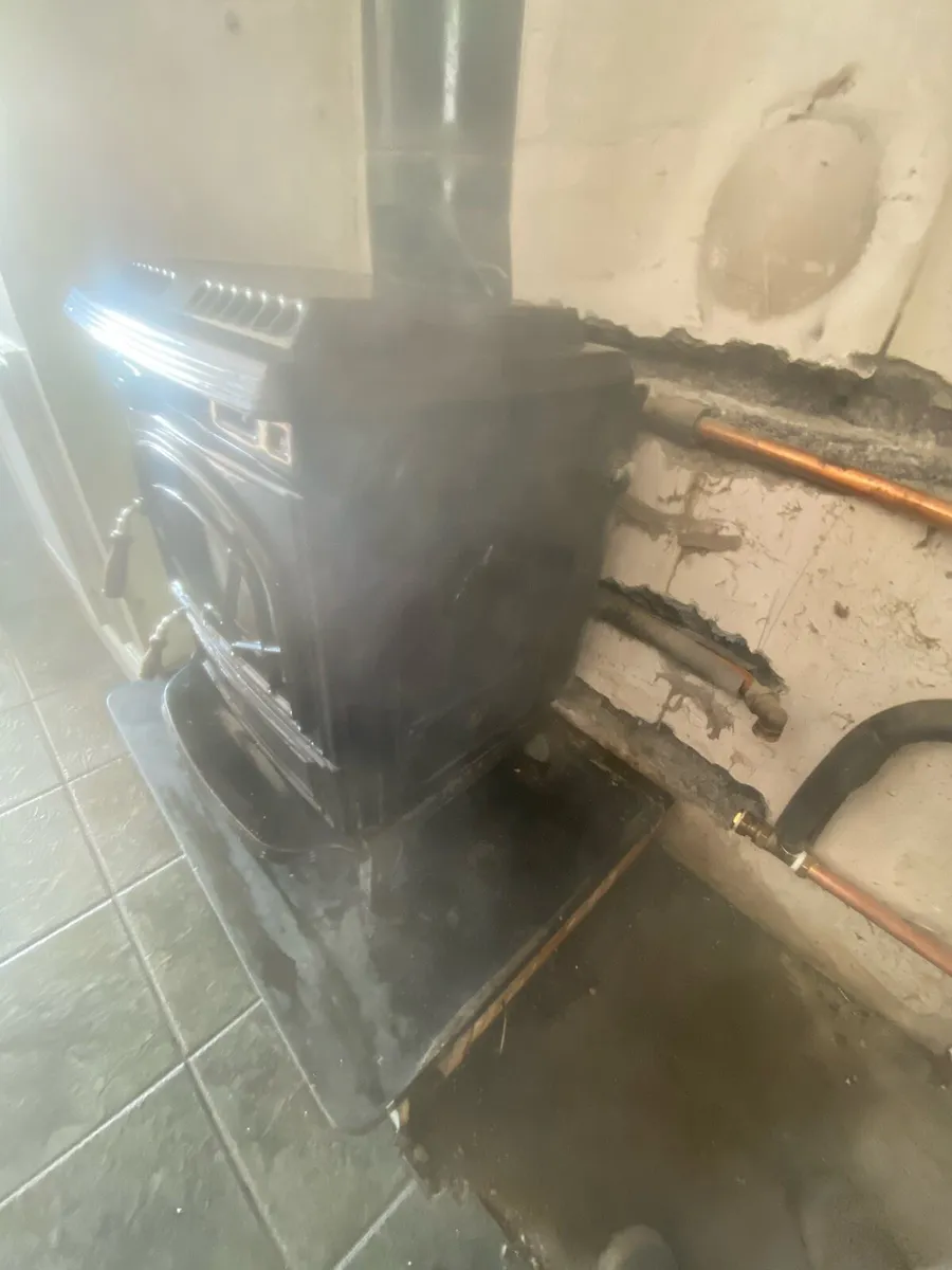 Stove - Image 2