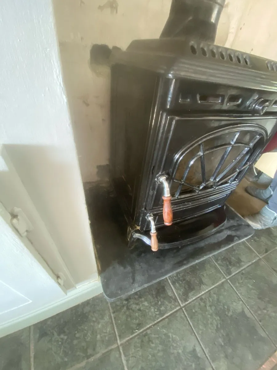 Stove - Image 3
