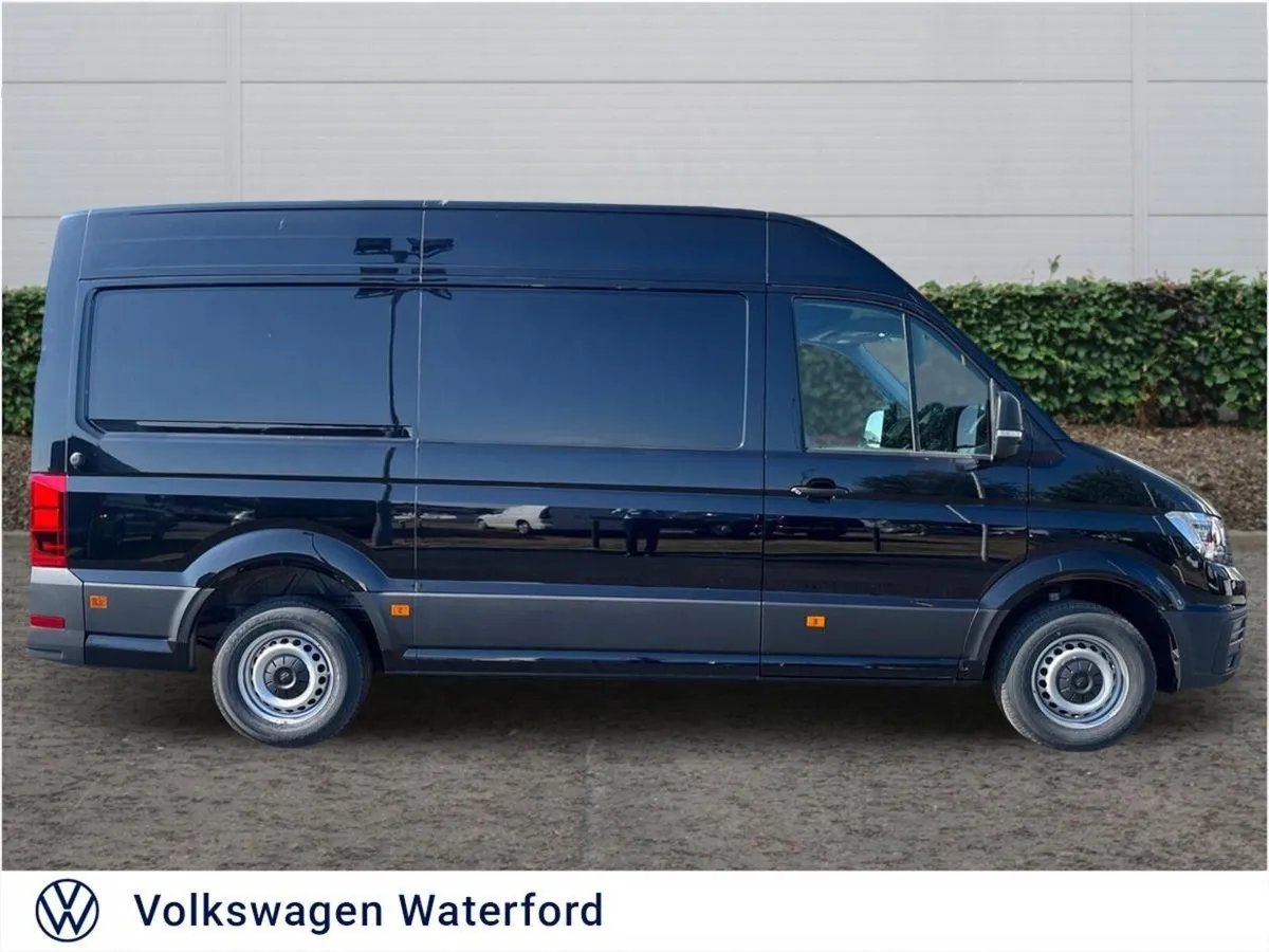 Volkswagen Crafter MWB Highline CR30 140HP manual - Image 4