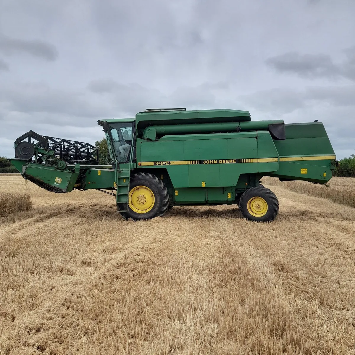 John Deere 2054 - Image 2