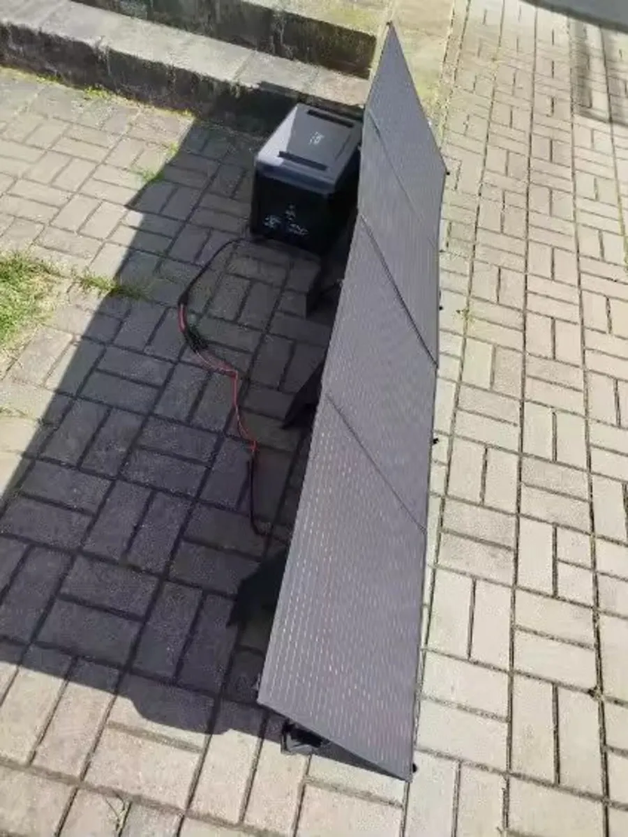 220W Foldable Solar Panel Charger - Image 2