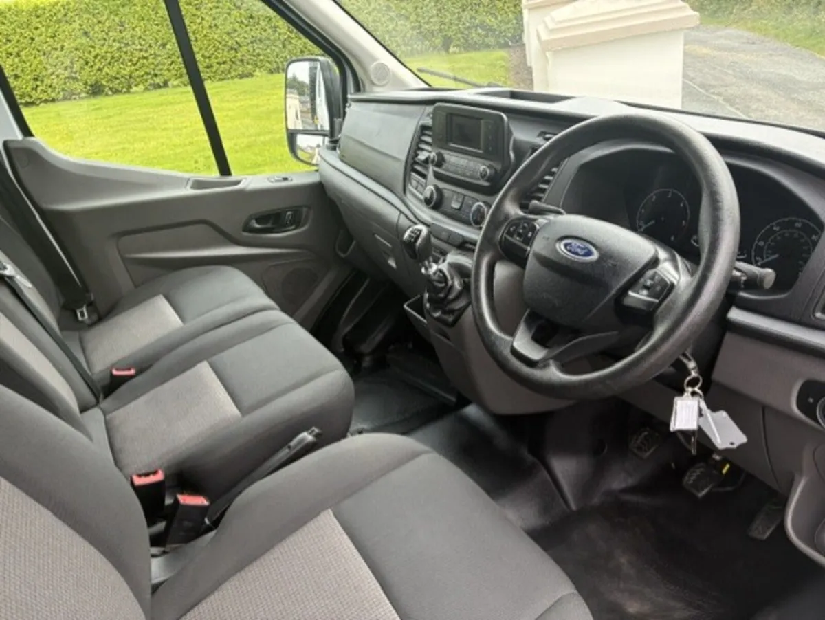 Ford Transit  Crew Cab Twin Wheel Tipper - Image 4