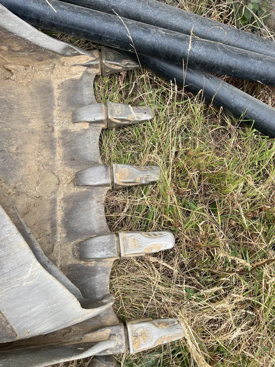 Digging bucket - Image 3