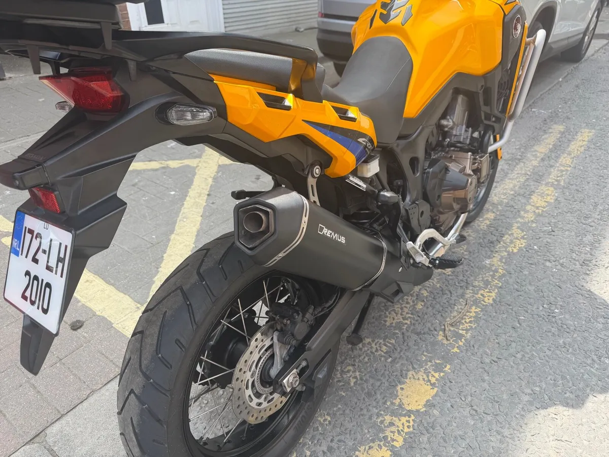 2017 Africa Twin DCT Fully Kitted - Image 3