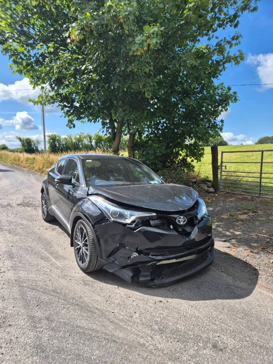 Toyota CH-R - Image 1