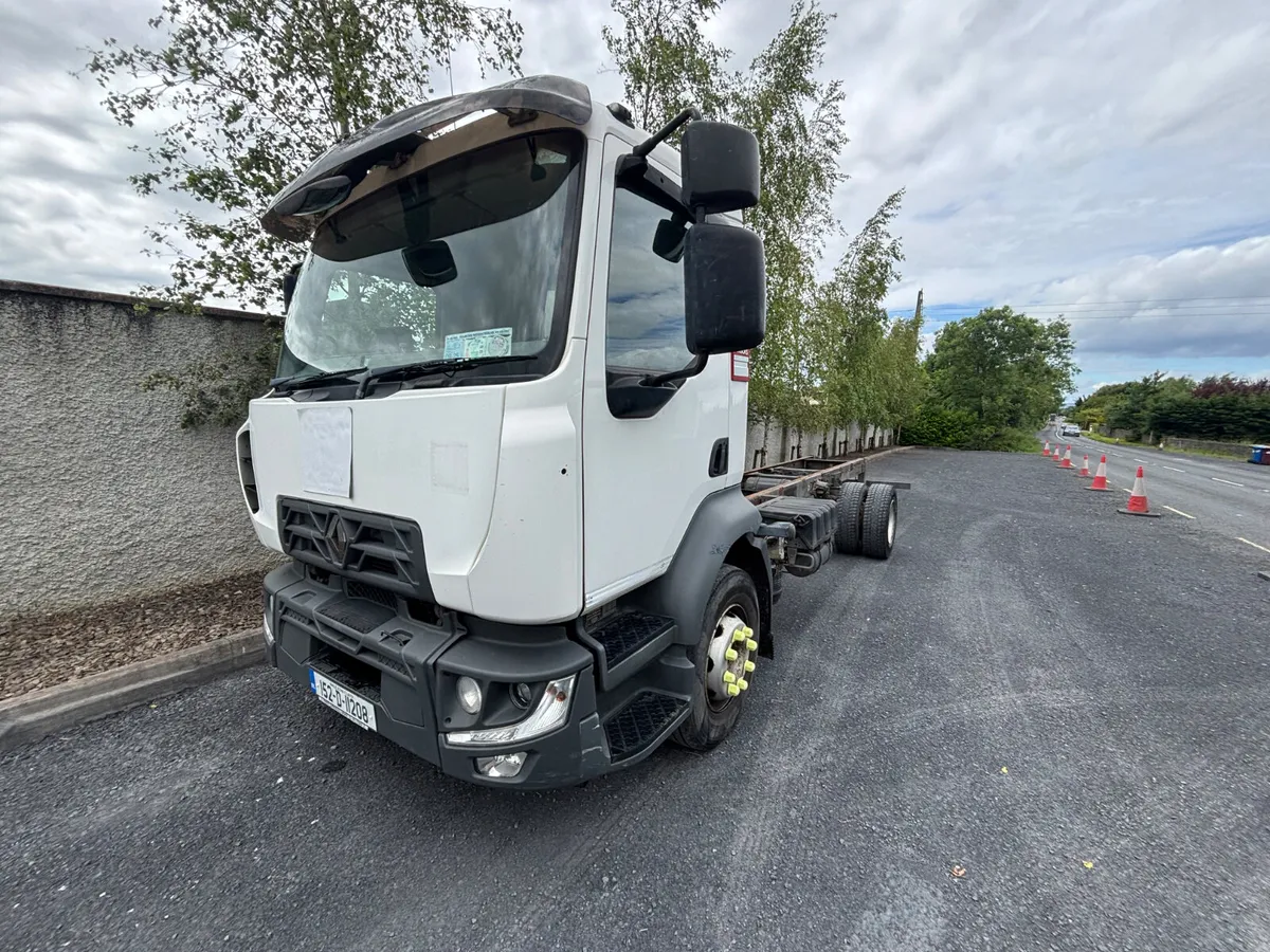 2015 Renault D Chassis/Cab (14Ton) - Image 4