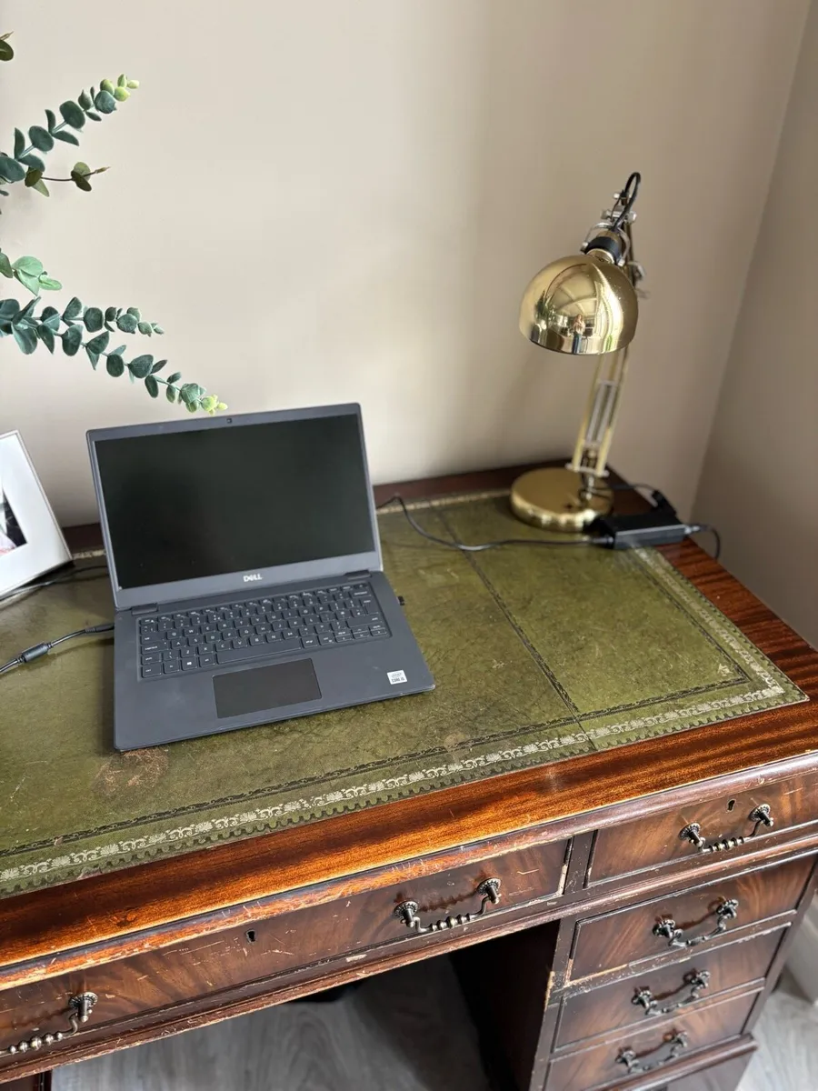 Desk - mahogany pedestal partners - Image 3